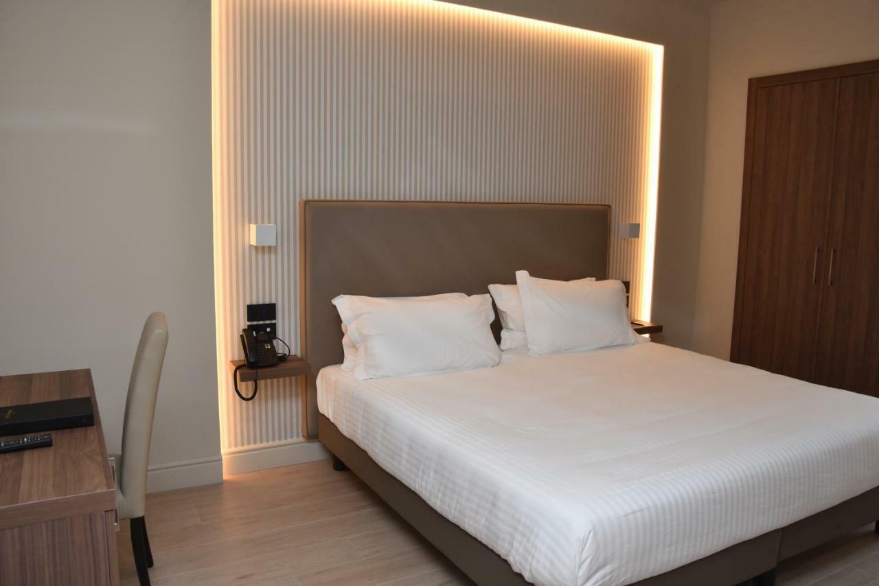 Hotel Commercio Battipaglia Eksteriør bilde